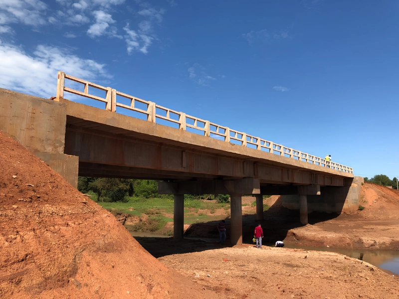 Obras de arte e infraestructura CAPAR Paraguay