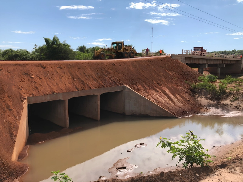 Contención y terraplenes CAPAR